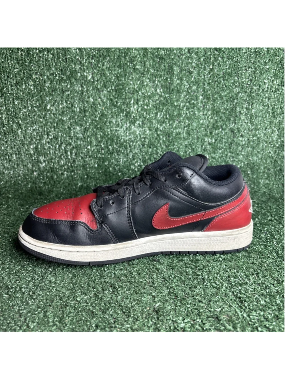 Nike‎ Air Jordan 1 Low Bred Black Red White 553558-067 Mens Size 8